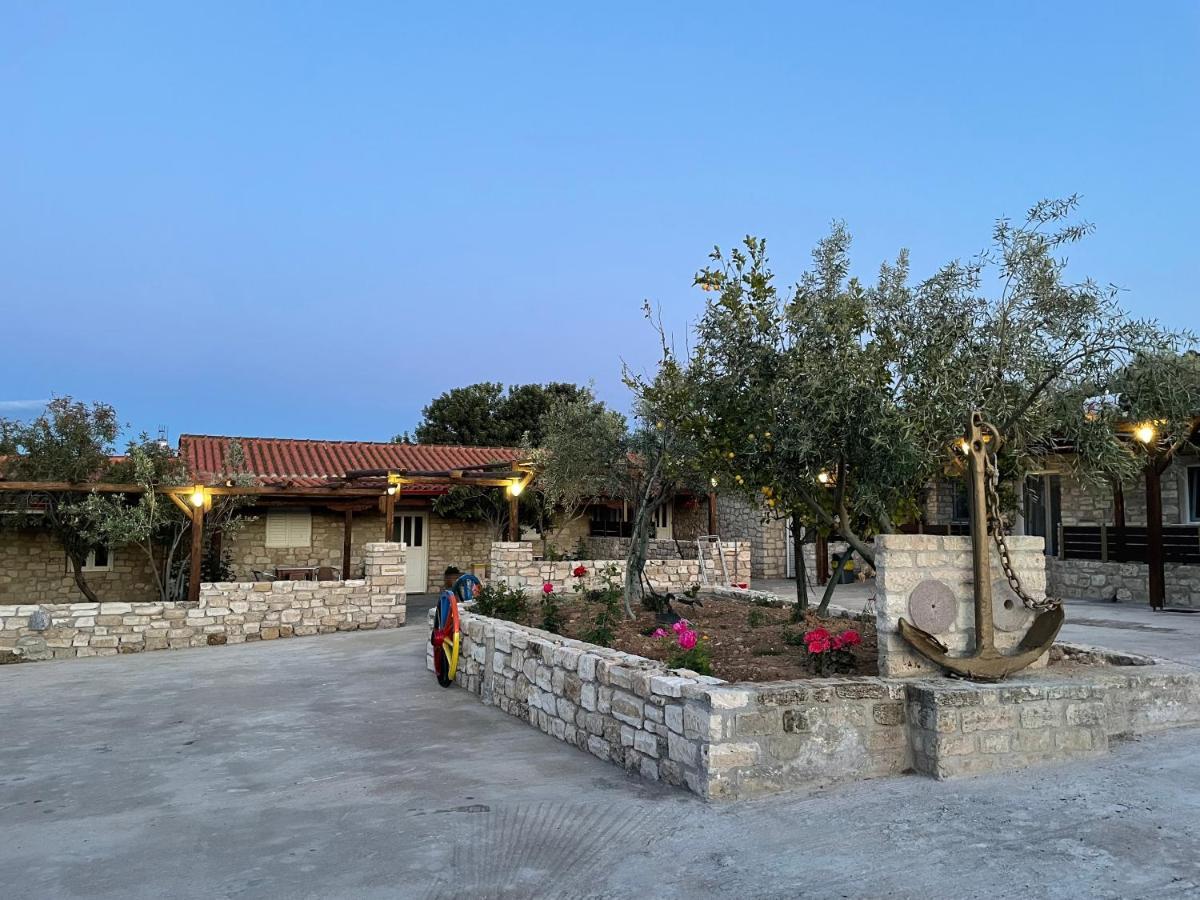 Acrocorinth Apartments Extérieur photo