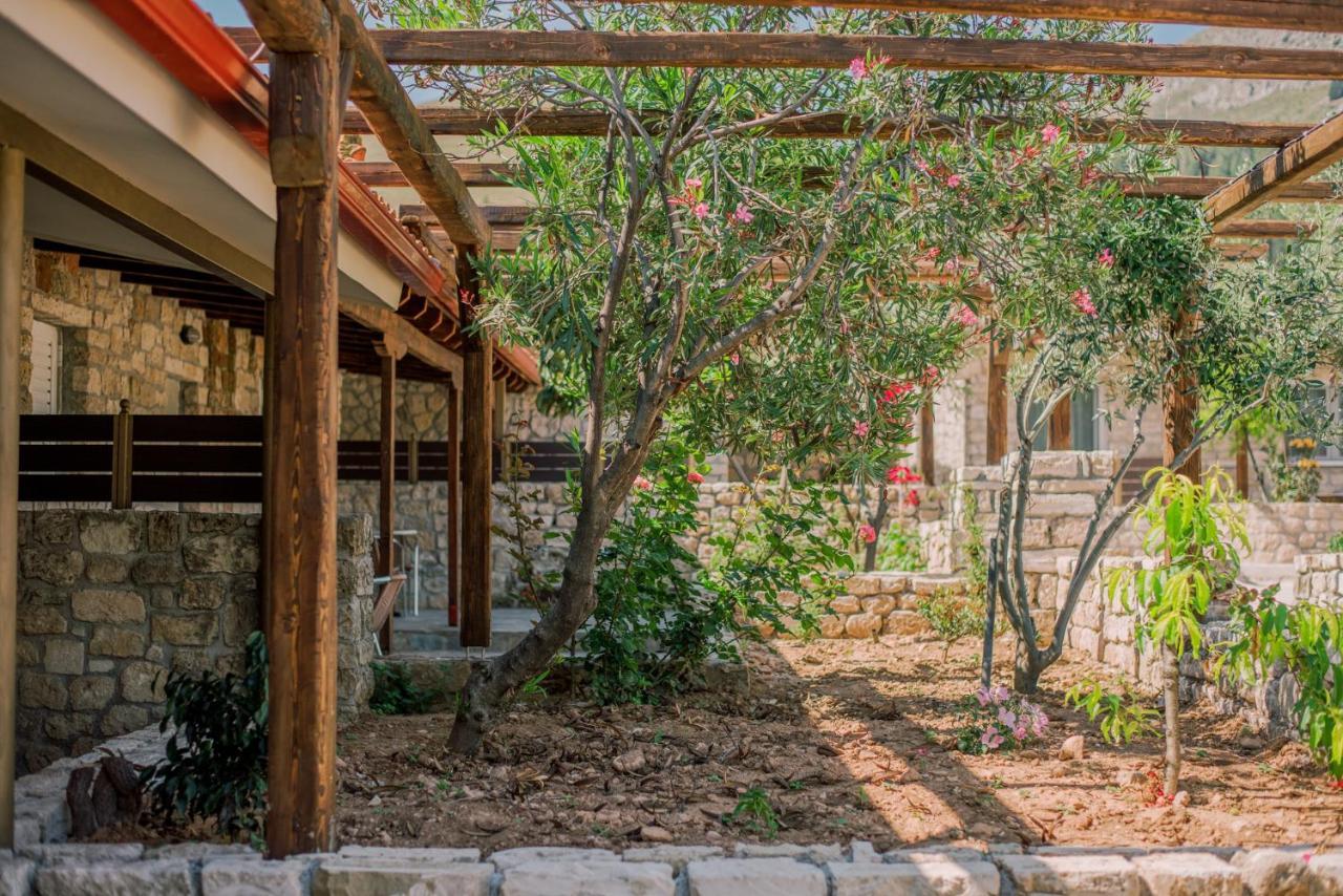Acrocorinth Apartments Extérieur photo