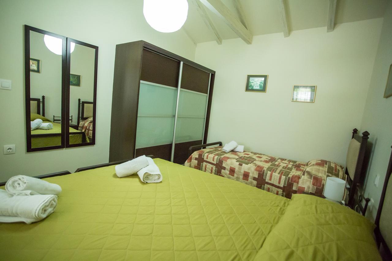 Acrocorinth Apartments Extérieur photo