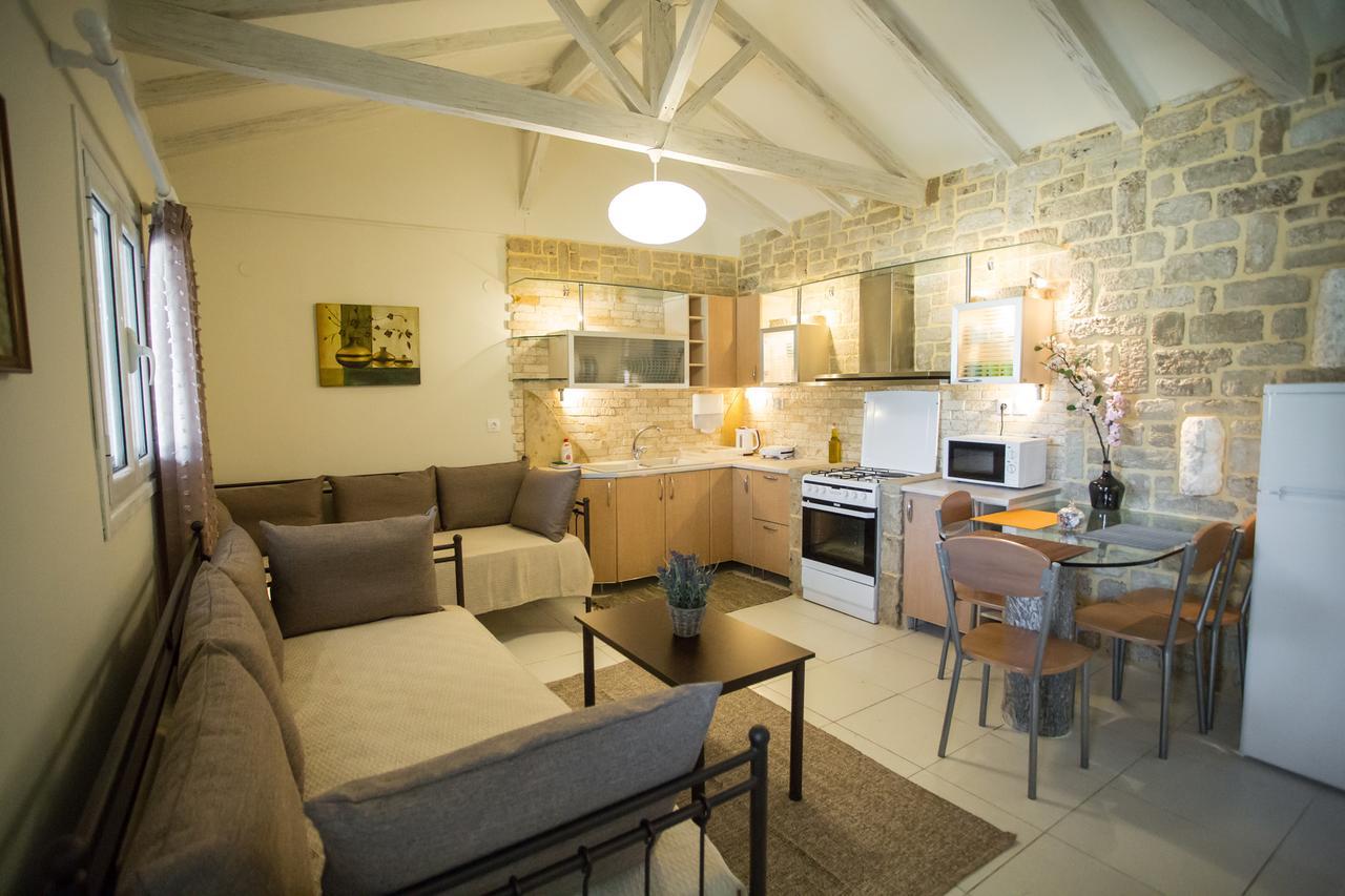 Acrocorinth Apartments Extérieur photo